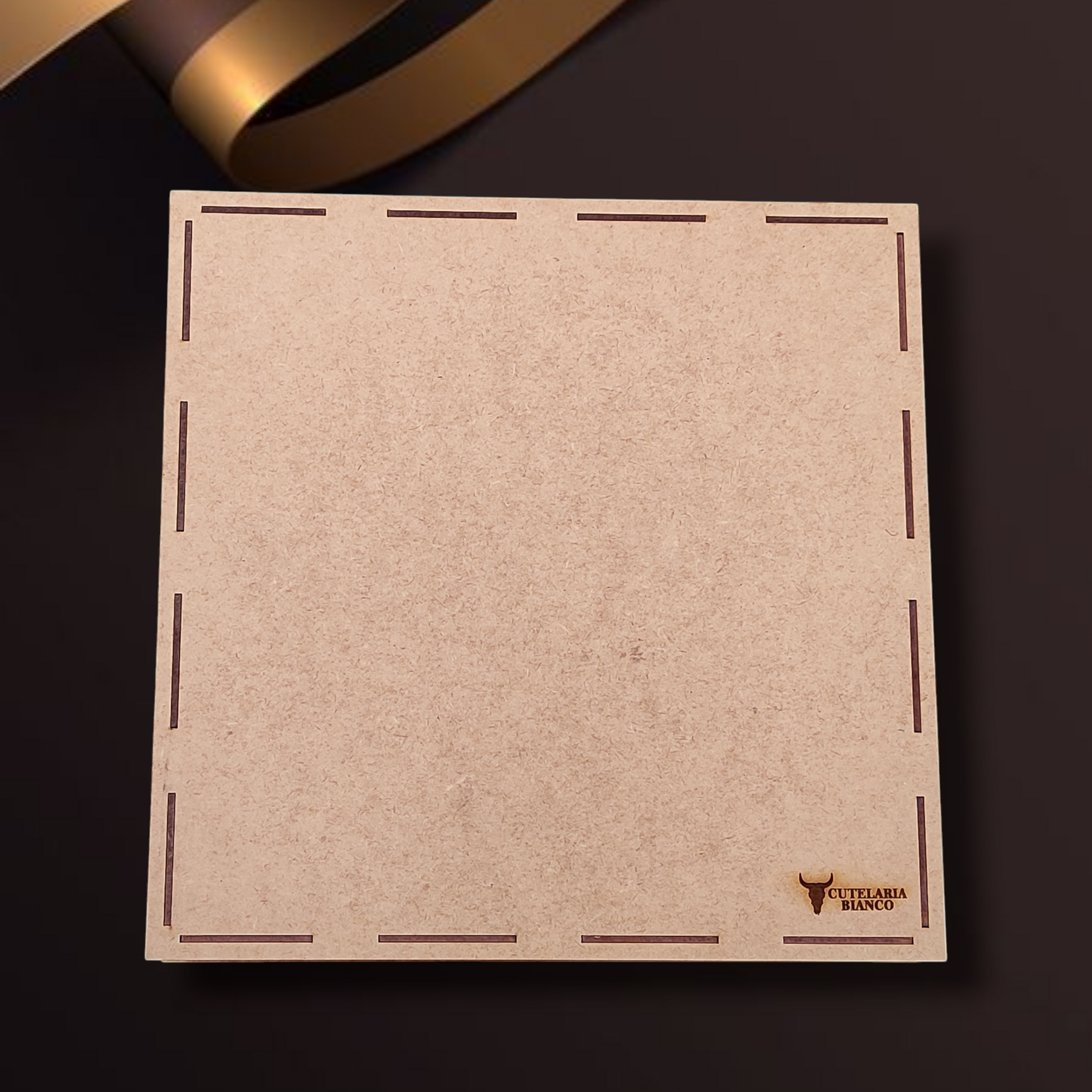 Kit Presente Pescador Bianco – Faca artesanal P/Churrasco + Tabua personalizada + Caixa P/Presente + Case em Couro