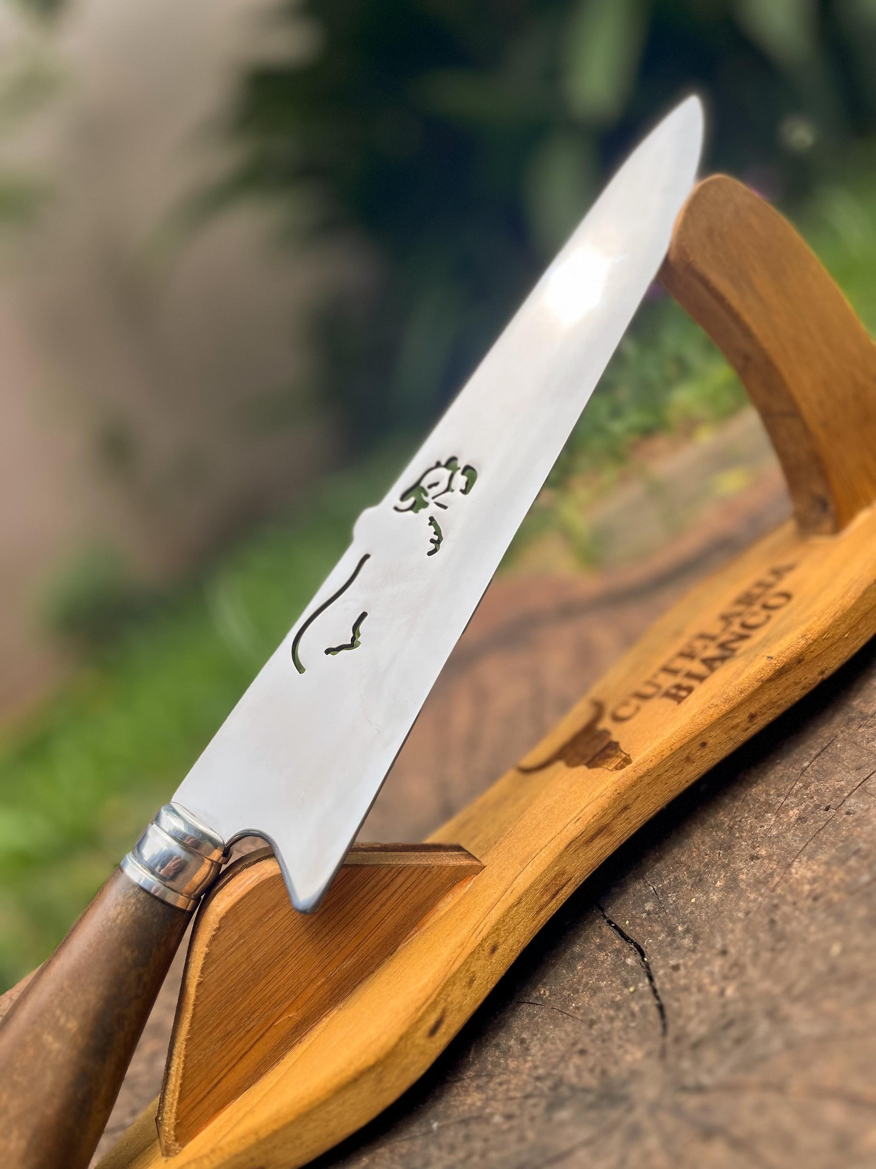 Faca de Churrasco 10" 3mm Lâmina Wagyu com Cabo madeira + Case especial em couro
